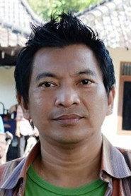 Ian Bahtiar as Zul in Tusuk Jelangkung 2003