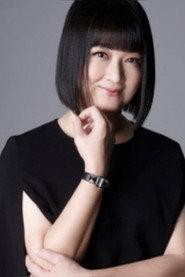 Chen Liping as Richard's Wife in The Best Bet 2004