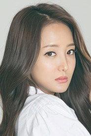 Sa Kang as Ah-reum's mother in Blossom Graduation 2025