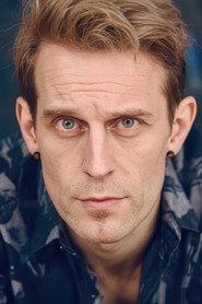 David Alexis as Fabrice Fauconnier in Ligne de mire 2014
