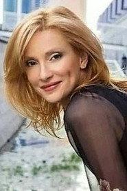 Nana Kiknadze as Greta in Mars 2004