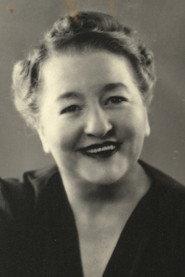 Amanda Alarie as La mère Desilets in Tit-Coq 1953