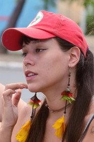 Emilia Top'Tiro as Assistente 2 in é proibido sonhar? 2023