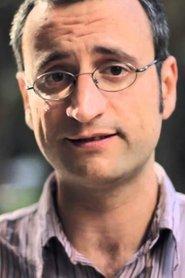 Jorge Temponi as Mariano in Southern Stars 2012