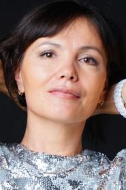 Oxana Kharlamova as Evgenia in Parallels 2022
