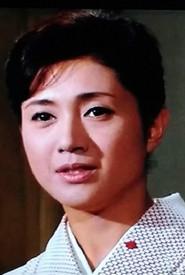 Kinuko Obata as Asako Kimura in Female Detective 1960