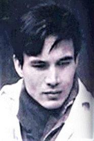 Quang Thái as Tư Chung / Hoàng Sơn / F8 in Saigon Rangers: Silence 1986