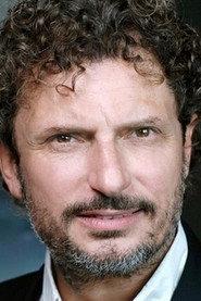 Stefano Benassi as Rodolfo in Maniaci sentimentali 1994