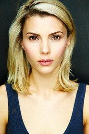 Abby Earl as Emma in Kill Off 2017