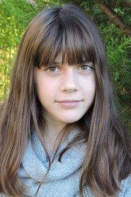 Alexia Chicot as Sarah in Teen Horses 2019