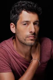 Zé Bernardino as Michel in Primeira Obra 2023
