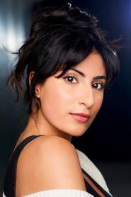 Divya Sethi as Kimya in Every Man A King 