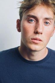 Noah Aronstein as Xavier in Loverboy 2023