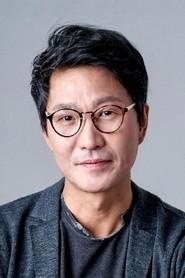 Jeon Jin-gi as Head Coach Ahn Seong-hyun in Iron Mask 2023