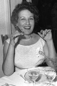Flora Volpini as Rosa, la cameriera in Una volta alla settimana 1942