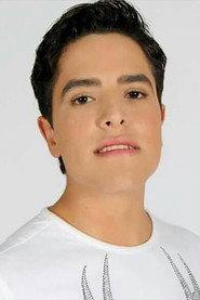 Daniel Díaz de León as Luis Daniel in Lindos Angelitos 2010