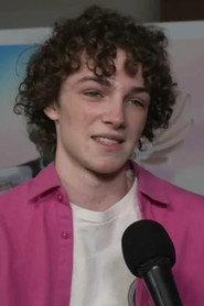Caspar Jennings as Dax Mallard (voice) in Migration 2023
