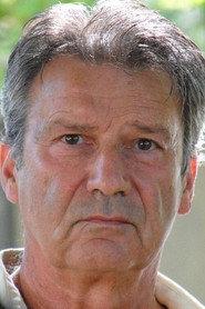 Claude Koener as Antique dealer in C'est mon tour 2009