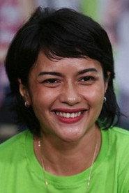 Fitria Sechan as Ibu Dewi in Hattrick 2012