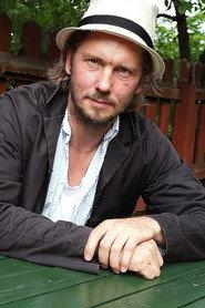 Jonas Inde as Various in Spermaharen 2002