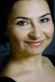 Ayça Işıldar as Filiz in Sorma Neden? 2018