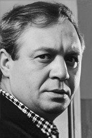 Vladimir Prokhorov as Goryunov in Private Life 1982