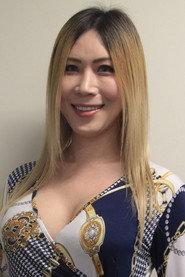 Anna Nagasaki as Anna in Super Apartment Wife 2021