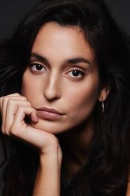 Paula Verdera as Laura in No es por mí. 2026