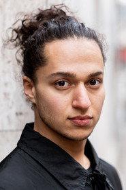 Jawad Rajpoot as Amir in Zimmer mit Stall - Schwein gehabt 2021