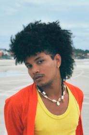 Well Maciel as Luis Alberto in Mattress Therapy 2025