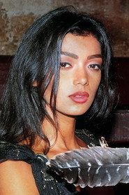 Tabatha Cash as Sahlia in Rai 1995