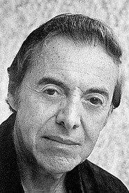 Mario Cid as Tijerina, agente policía in Raffles 1958