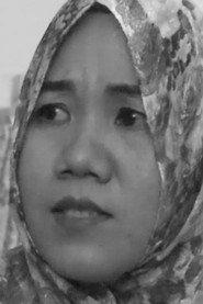 Tri Apriyaningsih as Ibunya Alea in Bapak Dimana? 2023