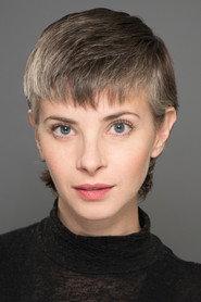 Sarah Rose Butler as Mara in Art School of Horrors