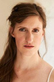 Melanie Reichert as Kellnerin in Havarie Petite 2020