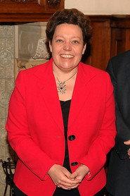 Yvonne Timmerman-Buck as Self in 25 jaar Beatrix 2005