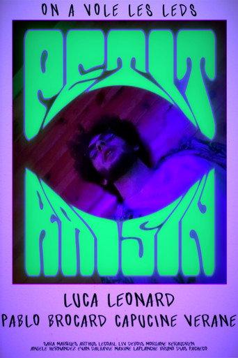 Petit Raisin (2022) poster