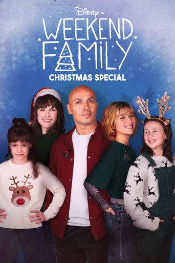 Weekend Family Christmas Special (2022) poster