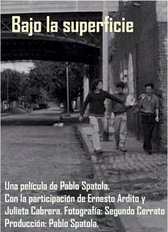 Bajo La Superficie () poster