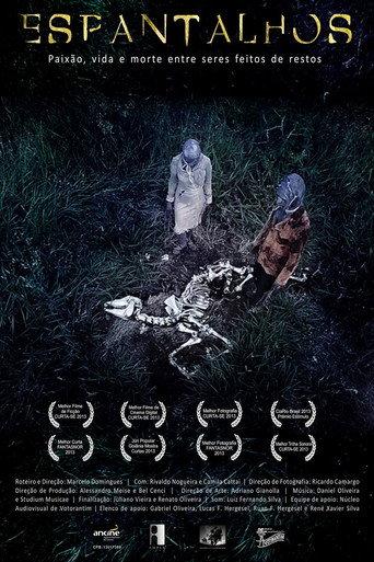Espantalhos (2013) poster