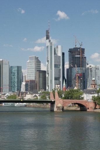 Geist, Geschäft und Party - 75 Jahre Frankfurter Buchmesse () poster