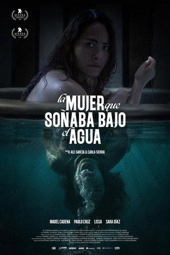 La Mujer que soñaba bajo el agua (2026) poster