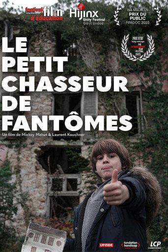 Autisme : le petit chasseur de fantômes (2022) poster