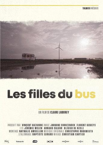 Les filles du bus (2020) poster