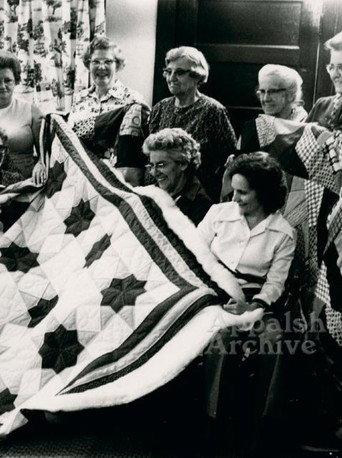 Quilting Women (1976) poster