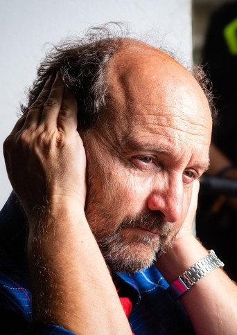 La historia de un hombre que empezó a llorar y ya nunca pudo parar () poster
