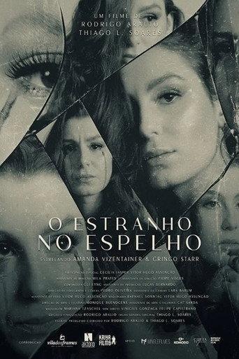 O Estranho no Espelho (2021) poster