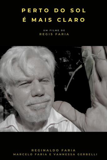 Perto do Sol é Mais Claro (2026) poster