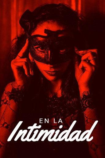 En la intimidad (2013) poster