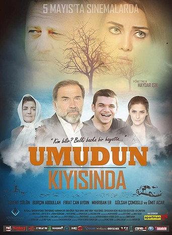Umudun Kıyısında (2017) poster